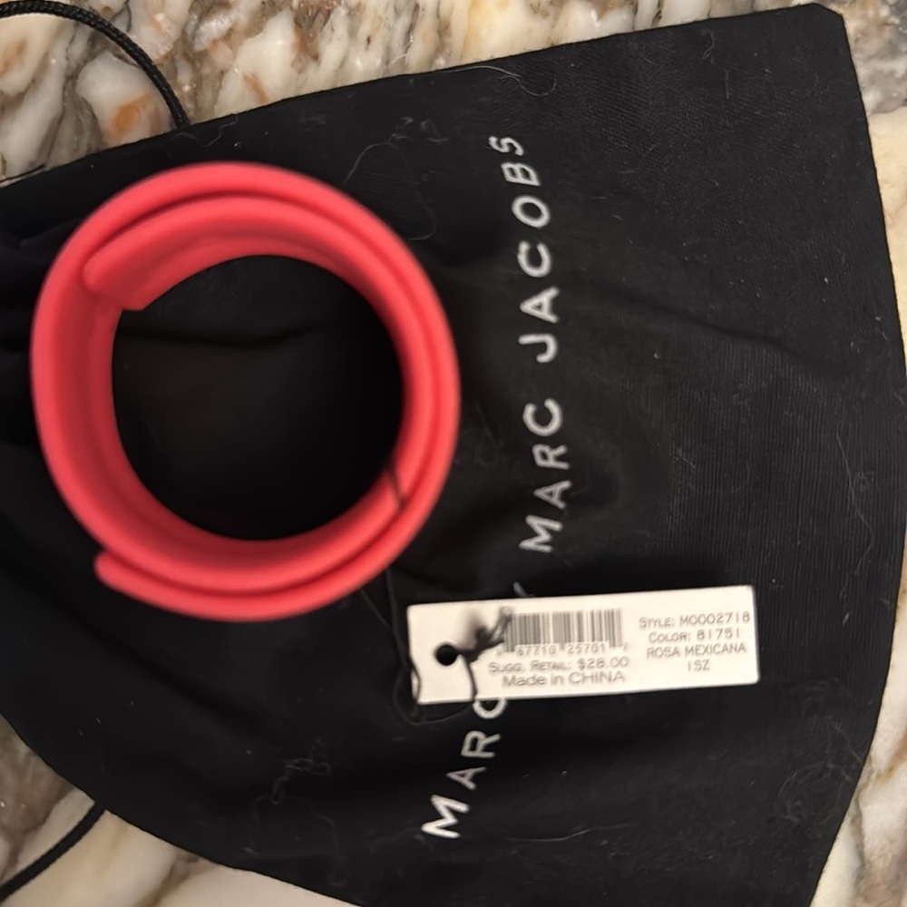 Vintage Marc Jacobs Vibrant Red Wristband - Picture 2 of 3